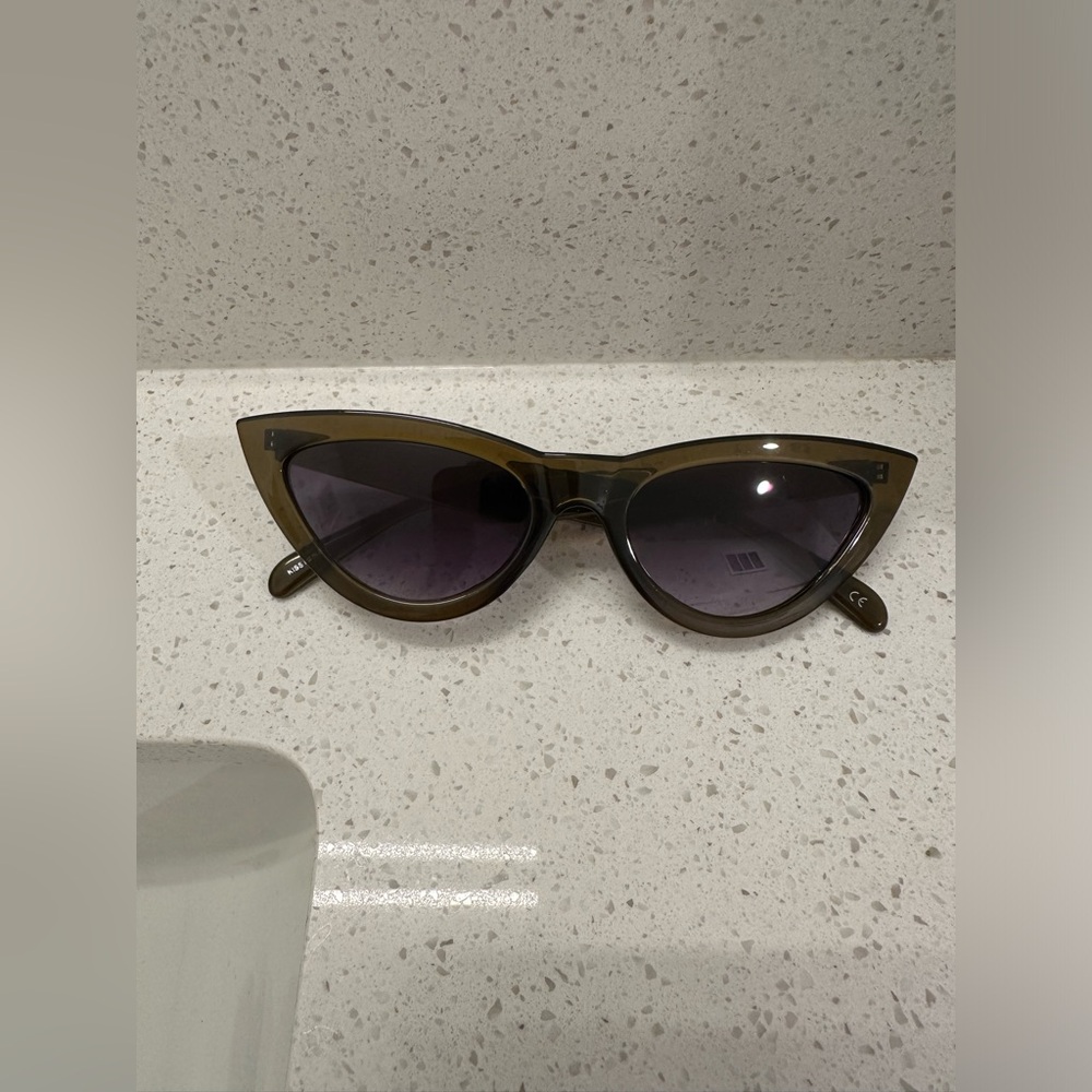 Reality Cat Eye Glasses